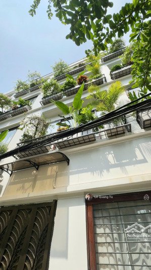 căn nhà đáng sống nhất cầu giấy, mặt ngõ trần duy hưng, 30m ra phố, lô góc, ngõ thông