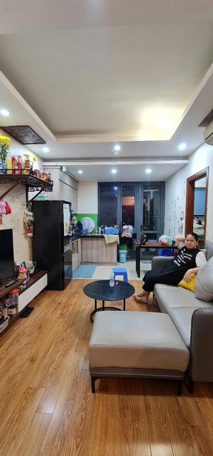 bán căn góc 2 ngủ 2wc 60m2 toà ct36a bộ quốc phòng ban công nhìn ra hồ giá 4,25 tỷ