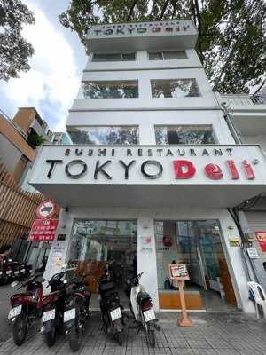 cho thuê góc 2 mặt tiền 3 tháng 2 - tokyo deli - quận 10 - 3 tầng