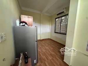 bán nhà cự lộc, lô góc, ô tô, kinh doanh. 42 m2 x 5 tầng, mặt tiền bề thế. chỉ hơn 7 tỷ