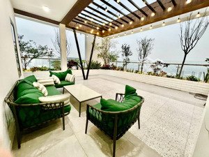 cần bán rất gấp căn penthouse duplex lâm viên complex,191.76m ban công đn view thành phố rất thoáng