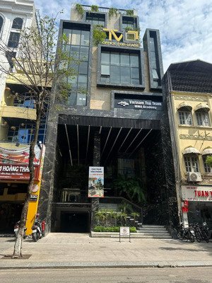 bán tòa building vp vip hạng a, mặt phố xuân la quận tây hồ kd sầm uất 267m 9t mt 12m giá 215 tỷ.