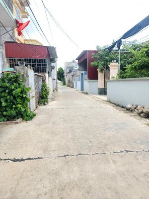 chỉ hơn 13tr/m bạn đã sở hữu ngay lô đất ngõ ô tô 7 chỗ vào thoải mái. không lỗi lầm. cách đường tr