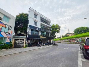 ô tô tránh, gara, kd, t. máy, full nội thất, phố ngọc thụy, lb, dt 55 m, 5t, mt 4.5 m, giá 12 tỷ 8