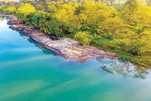 đón đầu cao tốc qui nhơn - pleiku, 5 sào giáp hồ, phù hợp nghir dưỡng, cách trung tâm pleiku 20