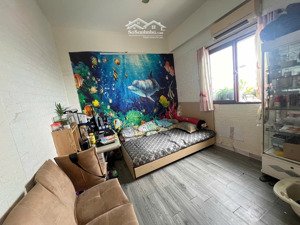 cho thuê chcc giá 8,5 triệu tại khang phú ,74m2, 2pn, 2wc với không gian thư giãn và giá siêu hời.