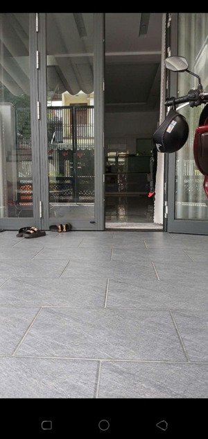 liên hệ , dân trí cao , yên tĩnh