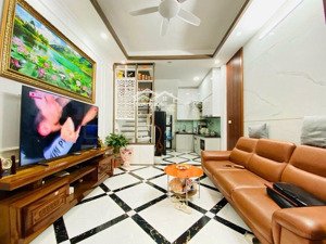 siêu phẩm đống đa chỉ 5.5tỷ có ngay hộ khẩu nguyễn lương bằng đẳng cấp, ngõ thông ba gác cực phẩm