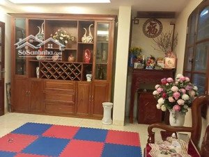 cho thuê nhà ngõ 121 thái hà 55m2 x 5t ô tô đỗ