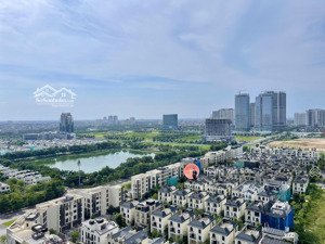 hiếm! 3pn2wc 6th element duy nhất thị trường view starlake quá đẹp, tầng 22, xem nhà 24/7 miễn phí