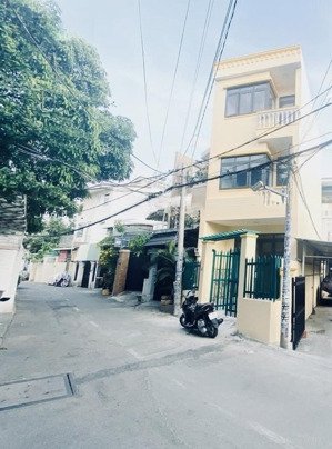 bán nhà mặt tiền đường số thông p bình trưng tây 3 tầng 4pn 5wc sổ hồng, bao sang tên