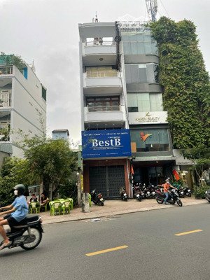 bán nhà định cư mặt tiền rạch bùng binh quận 3, ngang 8,2x12m 5 tầng , hđt 90 triệu giá bán 40 tỷ