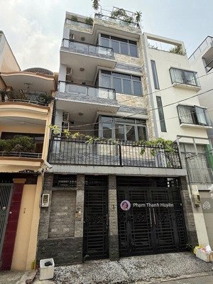 bán nhà hxh 8m cửu long 4 tầng + st khu sân bay sầm uất chỉ 13 tỷ!