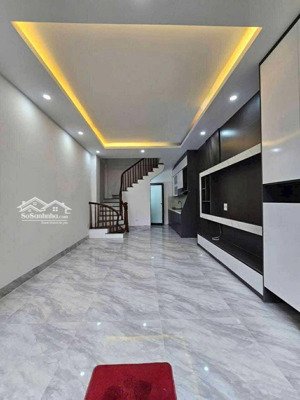 nhà đẹp ngọc lâm - 5 tầng mới tinh - ô tô đỗ cửa - giá chỉ hơn 7 tỷ - chủ cần bán ngay