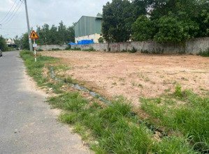 cần bán gấp, đất nằm ngay mt đường cao bá quát, p2 sa đéc, đồng tháp 125m2, gần công an phường 2