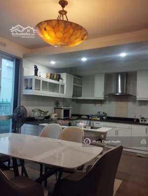 khu vực cửu long lam sơn nhà 4 tầng hẻm xe hơi, khu sân bay sầm uất giá tốt