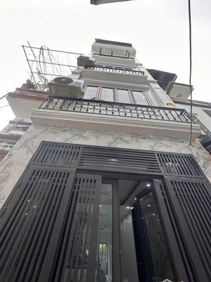 bán nhà riêng tại vĩnh hưng, 9,5 tỷ vnd, 50 m2, 6pn, 4wc, 5 tầng