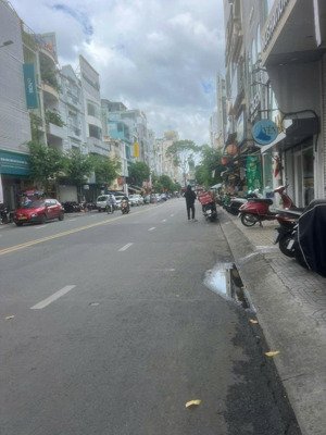 bán gấp nhà mặt tiền cao thắng, quận 10 vị trí vàng kinh doanh đỉnh cao
