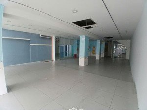 cho thuê nhà nguyên căn mặt tiền nguyễn trãi q5 - đường