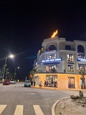 bán nhanh liền kề 67,5m2 xây 4 tầng đối diện chung cư golden point 20 tầng