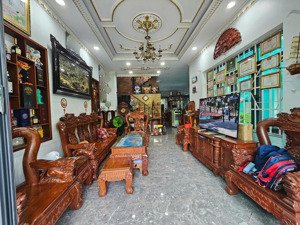 bán biệt thự 1 trệt 2 lầu 8x20 đường 20 khang điền giá 19.5 tỷ, gần công viên và bờ sông