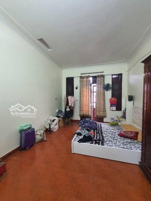 nhà ngọc lâm, trung tâm sầm uất, bậc nhất long biên