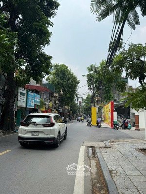 nhà riêng ngọc hà 53m * 5 tầng * mt 4.4m - giá 14.2 tỷ cách phố 100m - ngõ trước nhà 3m.