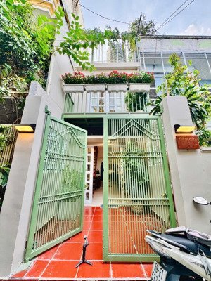 bán nhà phường gia định trung tâm giáp quận 1 cũ giá hấp dẫn