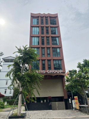 hàng hiếm, bán nhà mt ngay nguyễn cư trinh, quận 1. 9mx25m. xd: hầm 7 tầng. giá bán: 50 tỷ