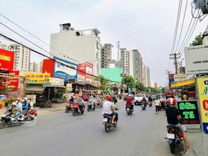 mt đường tân kì tân quý tân phú. 4 x 25 .xd 4 x 17 .1 trệt 5 lầu . thu nhập 33 tr th . giá 17.5 tỷ