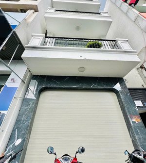 cho thuê nhà mặt tiền số 39d ung văn khiêm, phường 25, quận bình thạnh