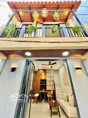 nhà đẹp - đủ nội thất. bán nhà nguyễn công hoan 2 tầng, 2 pn, 2 wc giá 4.38 tỷ