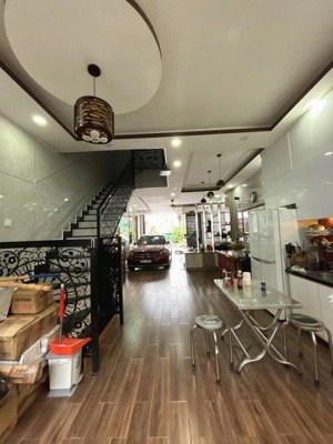 bán nhà 4 tầng kdt vcn phước hải chỉ 10 tỷ