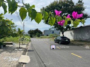 dt 105m2 giá 4,6 tỷ. mt lê như hổ, đất biển tân trà