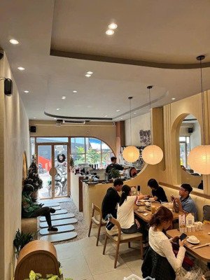 bán nhà đẹp vào ở ngay mt đường cao bá nhạ, q1, 4x14m nở hậu 8m 1 lầu áp mái, giá cực hời còn giảm