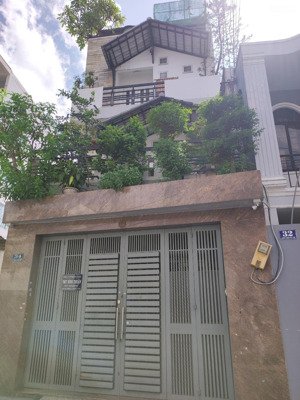 bán nhà hxh đ. cmt8 , p.5 q.tân bình, nhỉnh 5 tỷ tl