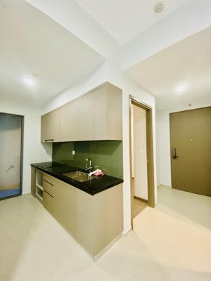 chủ bán gấp căn 59m2, 2pn2wc, tầng cao thoáng, giá 2.5 tỷ all in, sẵn sổ . lh: 