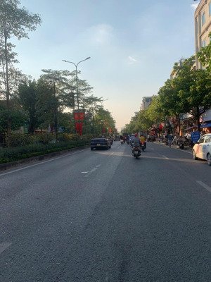 kim chung - hoài đức - ô tô tránh - kinh doanh - lô góc - nhà mới ở ngay - nhỉnh 5 tỷ 