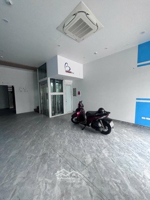 cho thuê 3 tầng nhà liền kề mặt phố đại kim mới giá hấp dẫn (ưu tiên vp)