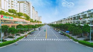 giỏ hàng nhà phố + sàn văn phòng lẻ tại sala quận 2