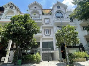 khan hiếm cho thuê rẻ nhà biệt thự kdc himlam q7 dt: 7.5x20m2 nhà tkvp giá: 50tr lh: 