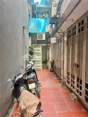 bán nhà 3 ngủ 40m2 phố khâm thiên, đống đa giá chỉ 5.75 tỷ (ctl)