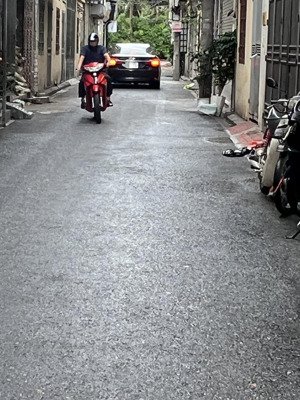 bán đất lô góc trâu quỳ 80m2 ô tô tránh vị trí đắc địa kinh doanh, cho thuê đều tốt