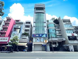 văn phòng 150m2 giá 35,5 triệu/th (giáp quận 1) - hoàng khang building