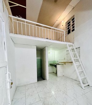 phòng có gác gần vinhome nguyễn hữu cảnh