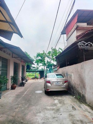 chính chủ bán nhanh lô góc hai mặt tiền, thổ cư hoàn sơn, ngay trung tâm chợ