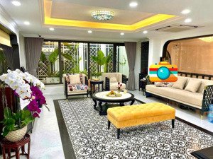 phân lô nghi tàm 98m x 5 tầng mặt tiền khủng ô tô tránh .