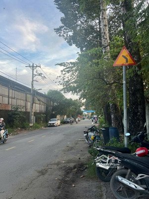 nhà 1t1l và 7p trọ 2mt hẻm ích thạnh, trường thạnh, quận 9, dt 170m², giá 8.5 tỷ tl