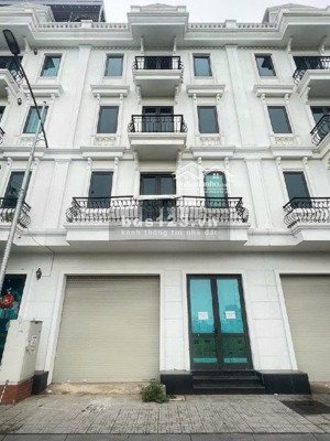 cho thuê phòng trọ mới 100%, sạch đẹp, an ninh, giờ giấc tự do