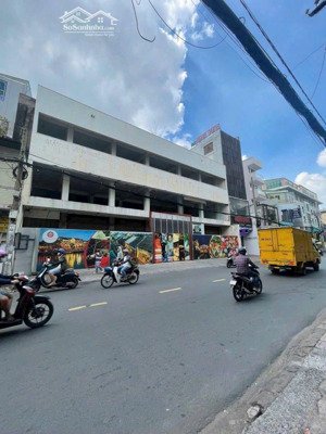 bán tòa nhà góc 2mt đường 3 tháng 2 - 15 x 33m - hầm + 3 lầu - hđt: 500 triệu/tháng - giá: 140 tỷ